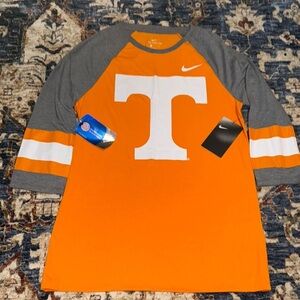 NWT Nike Tennessee Orange and Gray 3/4 Length Raglan Shirt Women’s Small